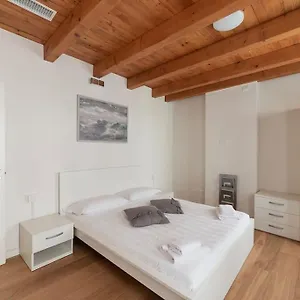 Dimora Acquamarina , Venice Italy