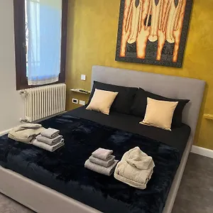 31 , Rovigo Italy