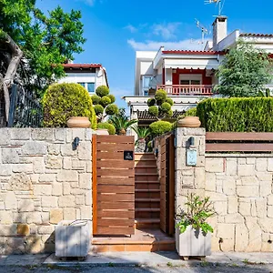 Emily's Luxury Apartament Pefkochori